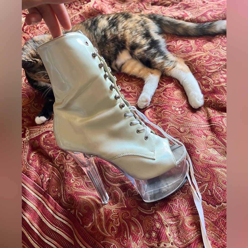 White exotic shoes